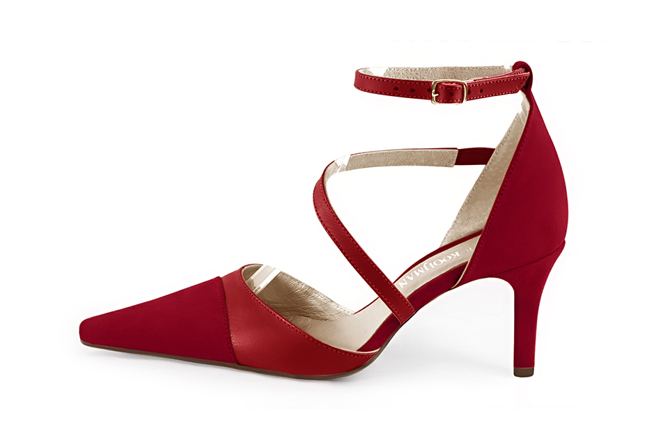 French elegance and refinement for these cardinal red dress open side shoes, with snake-shaped straps, 
                available in many subtle leather and colour combinations. This charming model with its "snake strap" will sublimate your outfit.
For very thin feet, prefer the Phoenix model.
To personalize or not, according to your outfits or your desires.  
                Matching clutches for parties, ceremonies and weddings.   
                You can customize these shoes to perfectly match your tastes or needs, and have a unique model.  
                Choice of leathers, colours, knots and heels. 
                Wide range of materials and shades carefully chosen.  
                Rich collection of flat, low, mid and high heels.  
                Small and large shoe sizes - Florence KOOIJMAN